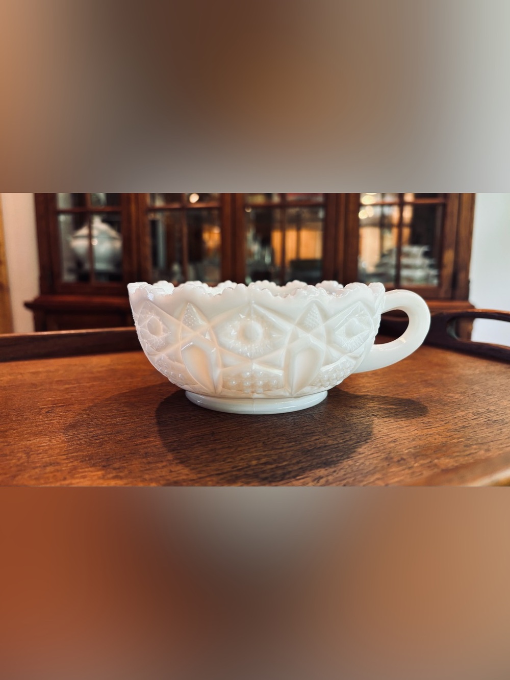 Vintage L.E Smith Milk Glass Nappy Bowl with Scalloped Rim